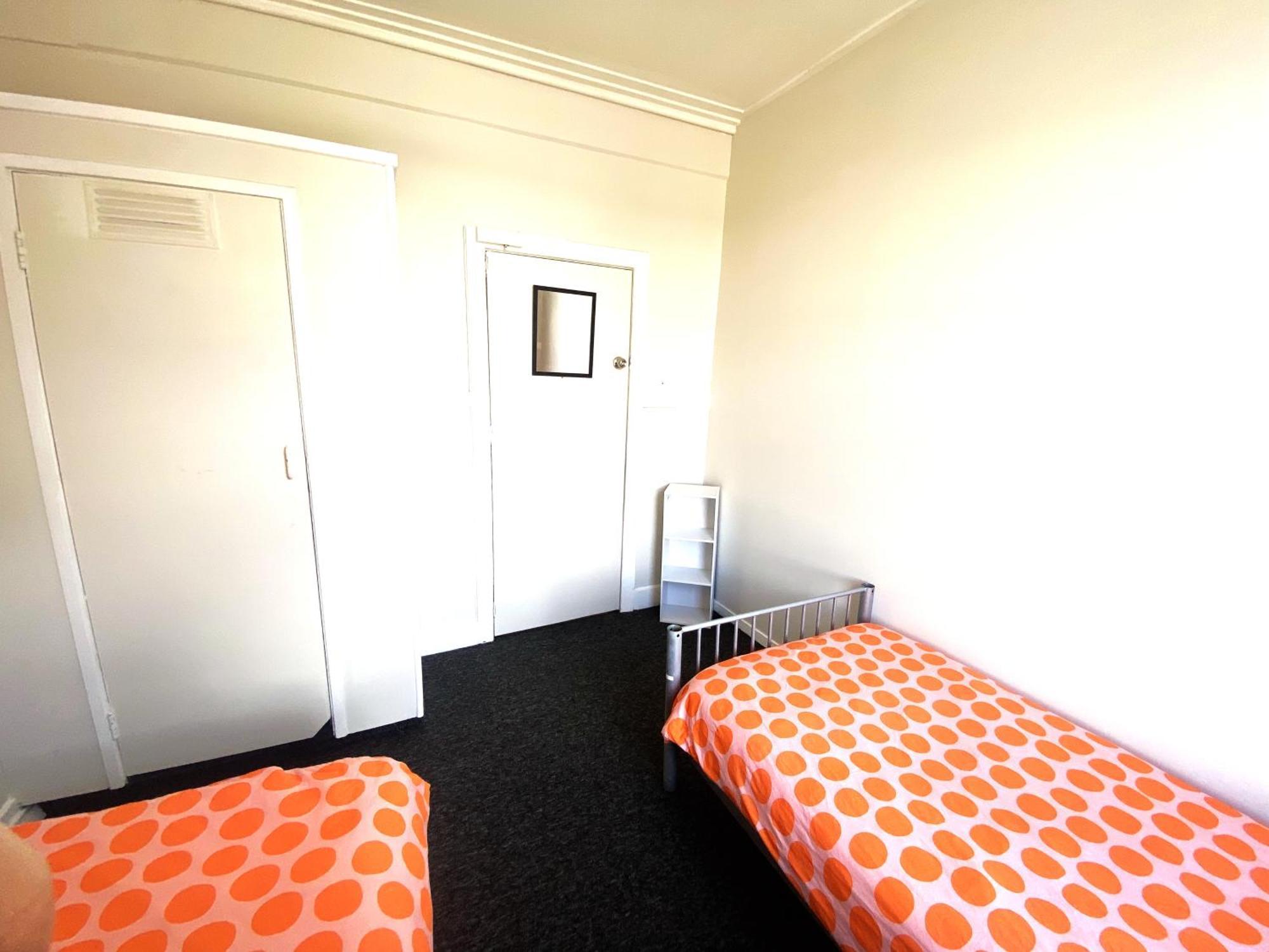 215 Edinburgh Castle Hostel Όκλαντ Εξωτερικό φωτογραφία